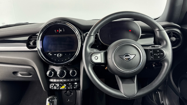 MINI Hatchback 135kW Cooper S Level 2 33kWh 3dr Auto Electric Hatchback